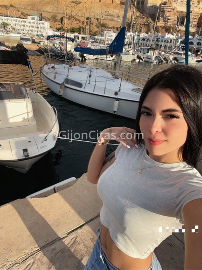 Jovencita latina estudiante. 612242182. Citas en GIJÓN, GIJÓN. www.gijoncitas.com.
