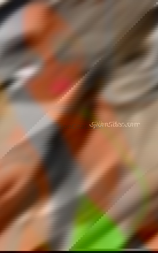 Yuri, colombiana súper guapa y divertida. 672952948. Citas en GIJÓN, GIJÓN. www.gijoncitas.com.