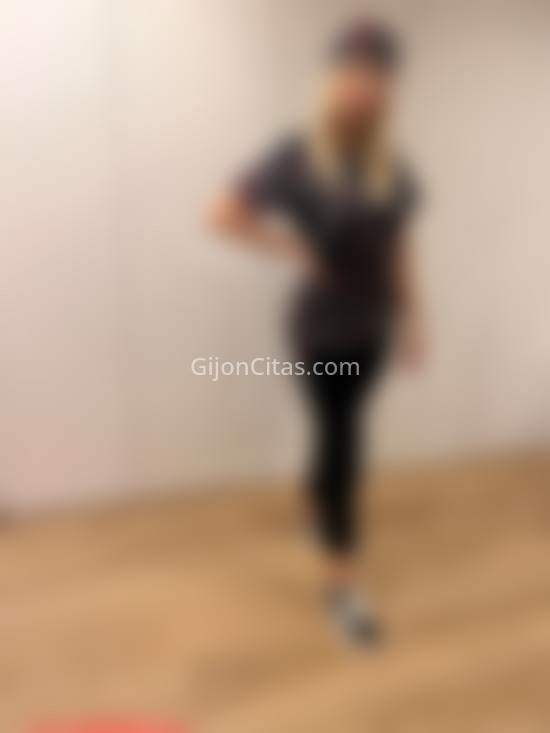 Fiorella belleza de mujer, cara preciosa. 674630150. Citas en GIJÓN, GIJÓN. www.gijoncitas.com.