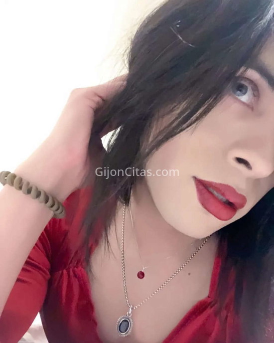 Maya, joven trans de paso por la ciudad. 641877881. Citas en GIJÓN, GIJÓN. www.gijoncitas.com.