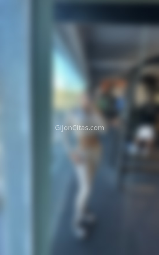 Sirena, chica colombiana . 643311002. Citas en GIJÓN, GIJÓN. www.gijoncitas.com.