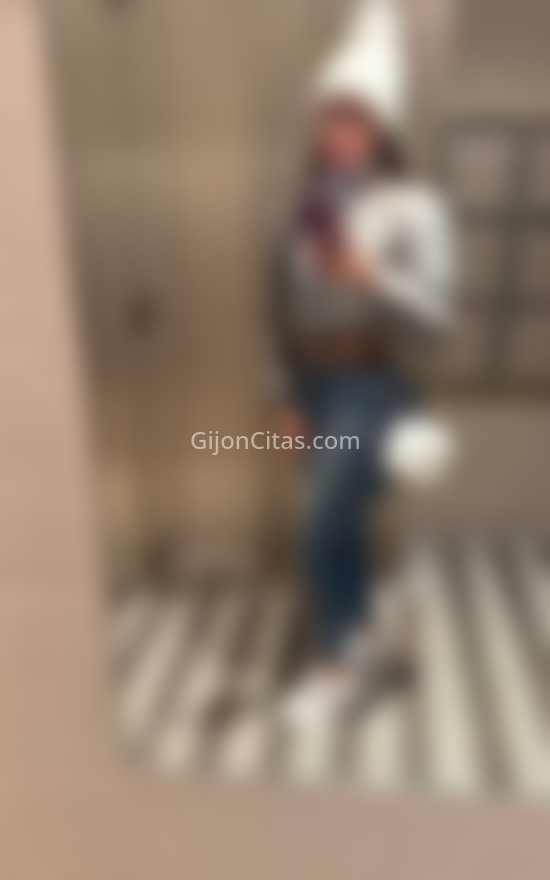 Michel, chica colombiana. 613695305. Citas en GIJÓN, GIJÓN. www.gijoncitas.com.