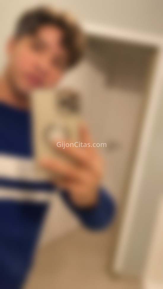 David, joven colombiano . 642604731. Citas en GIJÓN, GIJÓN. www.gijoncitas.com.