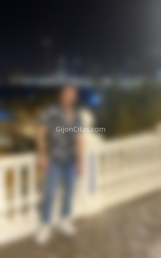 Stefano, joven venezolano. 641702687. Citas en GIJÓN, GIJÓN. www.gijoncitas.com.