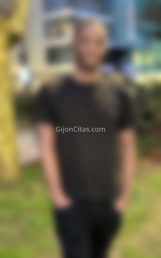 Andrés, joven colombiano . 613405102. Citas en GIJÓN, GIJÓN. www.gijoncitas.com.