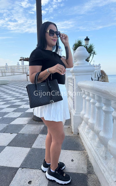 Valentina, joven colombiana . 602704112. Citas en GIJÓN, GIJÓN. www.gijoncitas.com.
