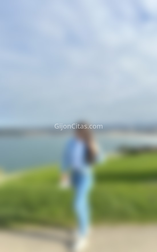 Gabriella, brasileña de 19 años. 624767290. Citas en GIJÓN, GIJÓN. www.gijoncitas.com.