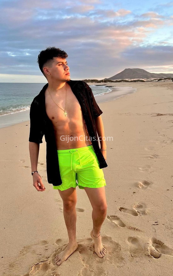 Sebastián, latino en la ciudad. 722273794. Citas en GIJÓN, GIJÓN. www.gijoncitas.com.
