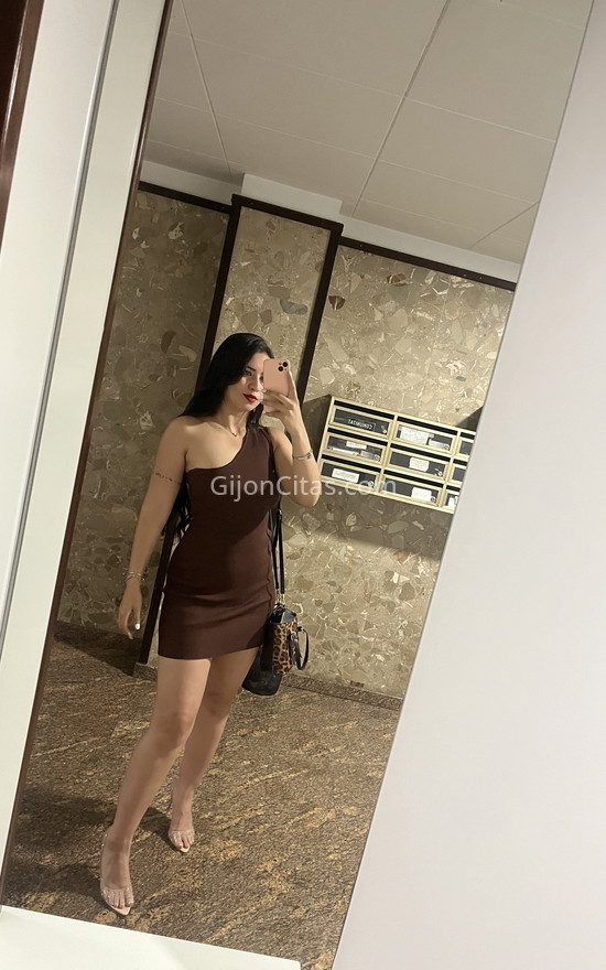 Nicole, joven brasileña . 672963318. Citas en GIJÓN, GIJÓN. www.gijoncitas.com.