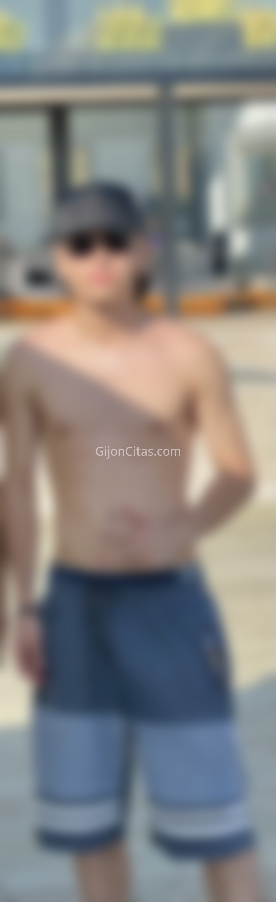 Cortez, joven colombiano. 643993593. Citas en GIJÓN, GIJÓN. www.gijoncitas.com.