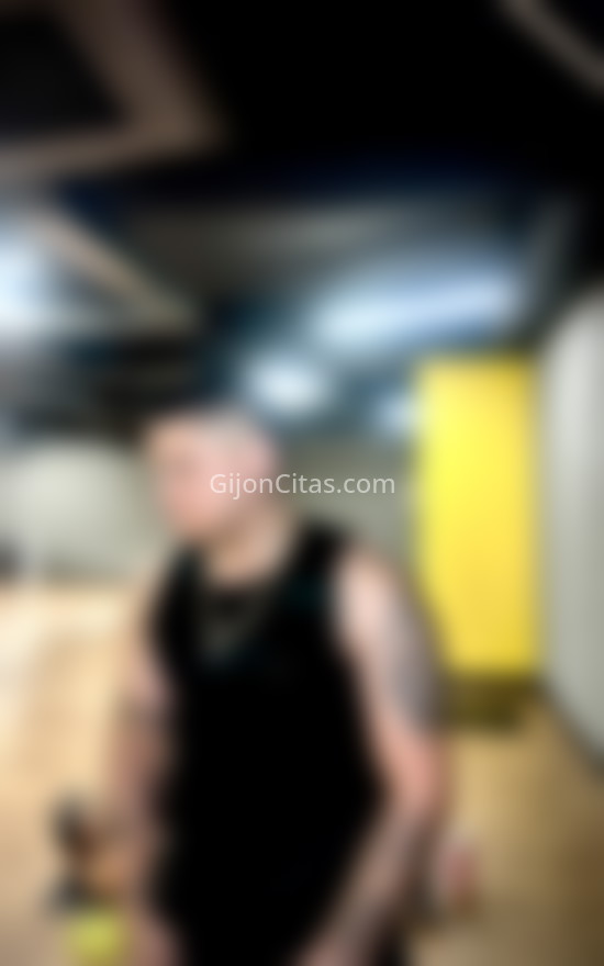 Stefan, joven colombiano . 613967239. Citas en GIJÓN, GIJÓN. www.gijoncitas.com.