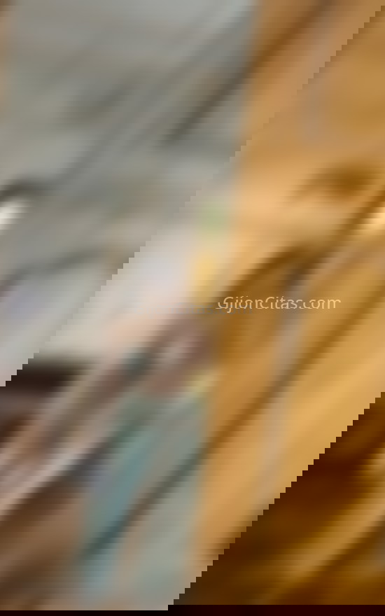 Luna, jovencita latina. 613732532. Citas en GIJÓN, GIJÓN. www.gijoncitas.com.