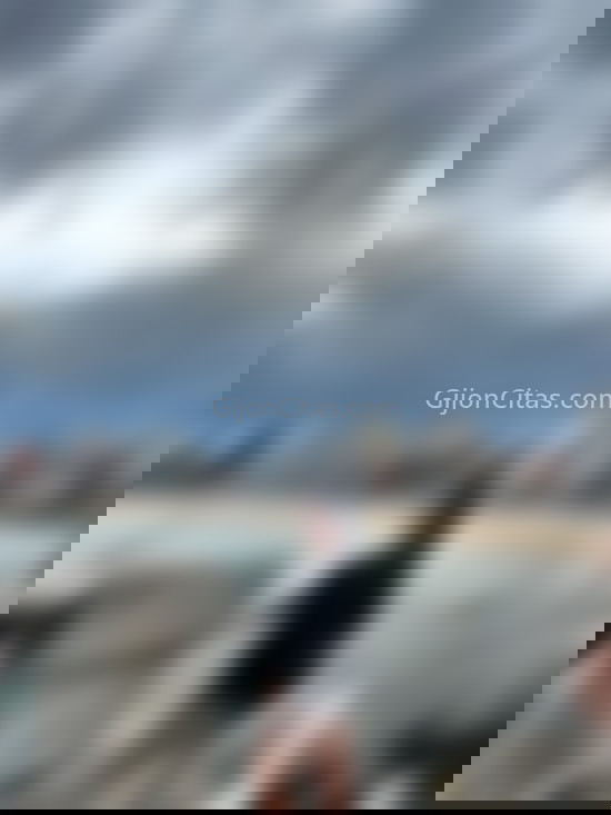 Luna, jovencita latina. 613732532. Citas en GIJÓN, GIJÓN. www.gijoncitas.com.