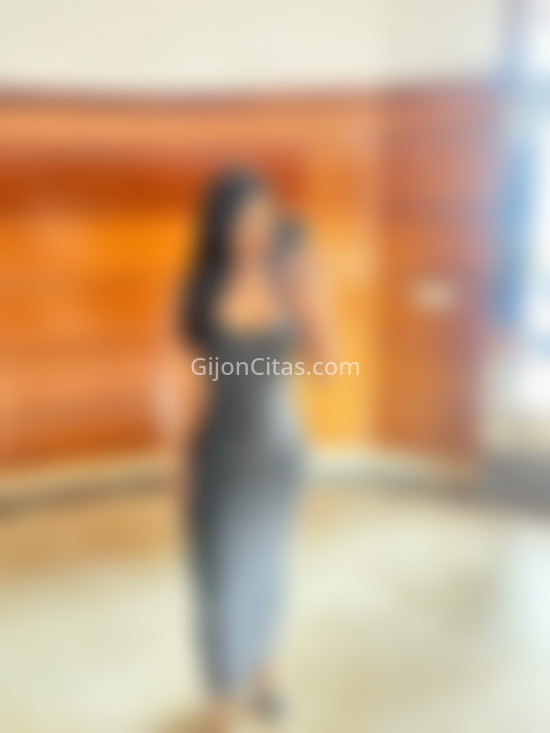 Cristal, de Brasil como la samba. 613842722. Citas en GIJÓN, GIJÓN. www.gijoncitas.com.