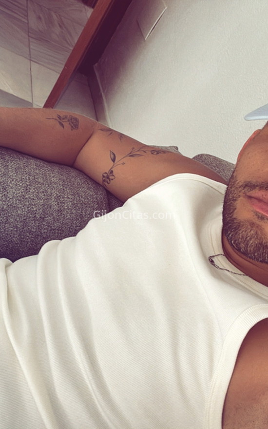 Luis, latino recién llegado. 634931641. Citas en GIJÓN, GIJÓN. www.gijoncitas.com.