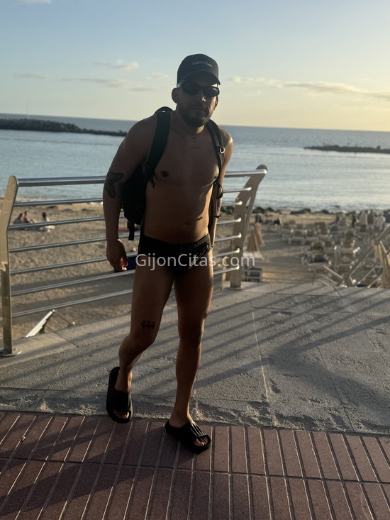 Luis, latino recién llegado. 634931641. Citas en GIJÓN, GIJÓN. www.gijoncitas.com.