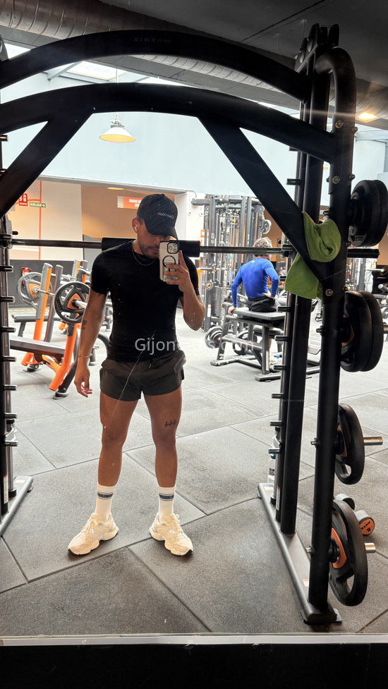 Luis, latino recién llegado. 634931641. Citas en GIJÓN, GIJÓN. www.gijoncitas.com.