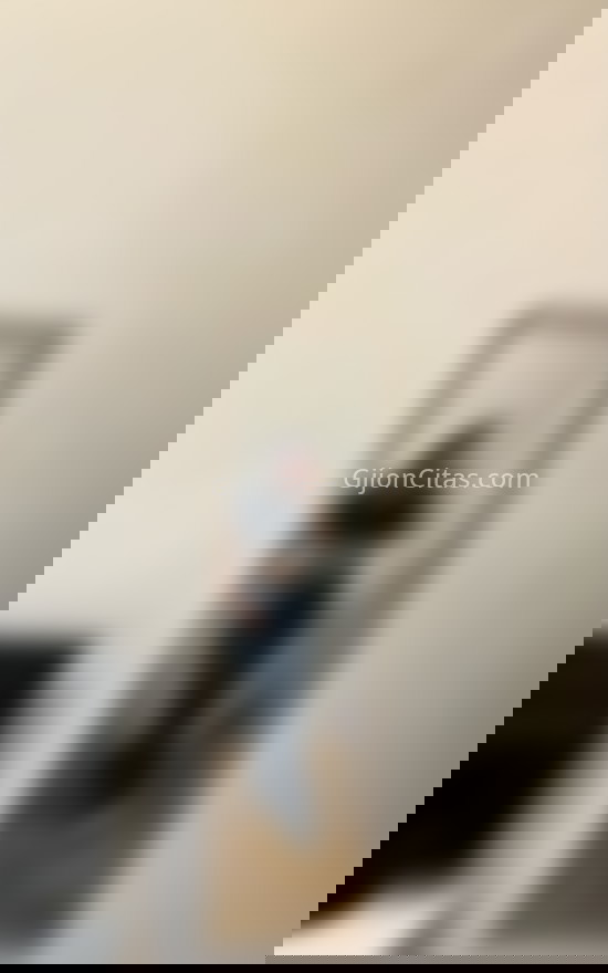 Jovencita colombiana de 19 años. 624841740. Citas en GIJÓN, GIJÓN. www.gijoncitas.com.