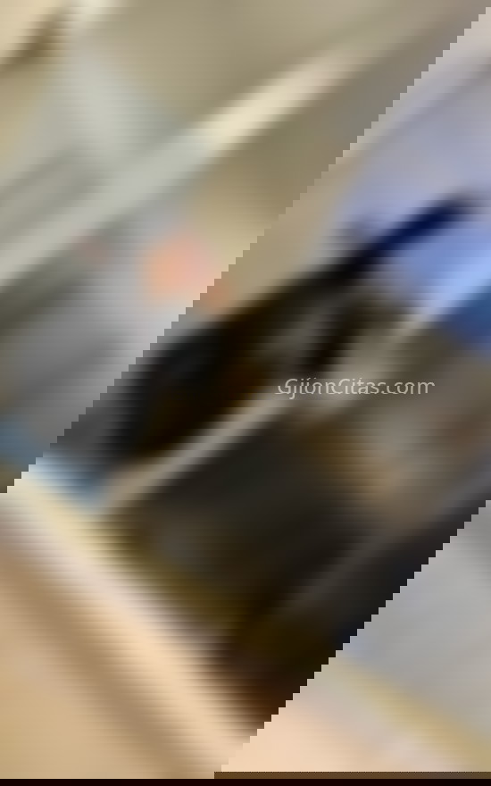 Jovencita colombiana de 19 años. 624841740. Citas en GIJÓN, GIJÓN. www.gijoncitas.com.
