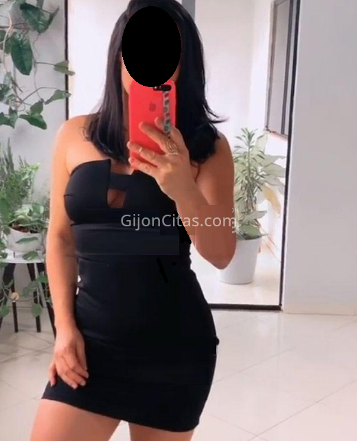 Mely, morena brasileña . 614453102. Citas en GIJÓN, GIJÓN. www.gijoncitas.com.