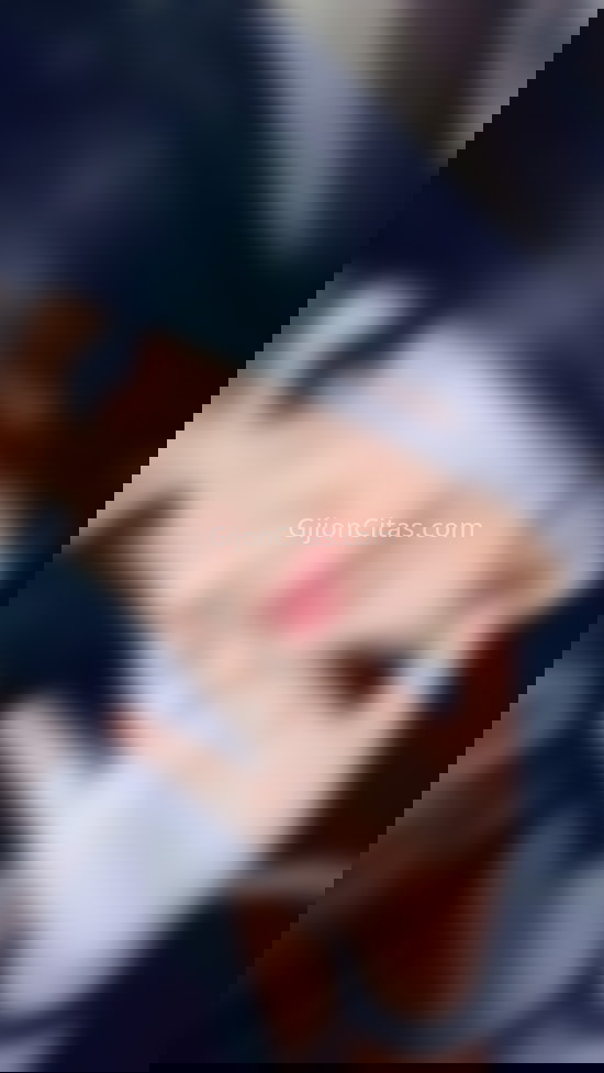 Sofi, nena colombiana de 19 años. 603215610. Citas en GIJÓN, GIJÓN. www.gijoncitas.com.