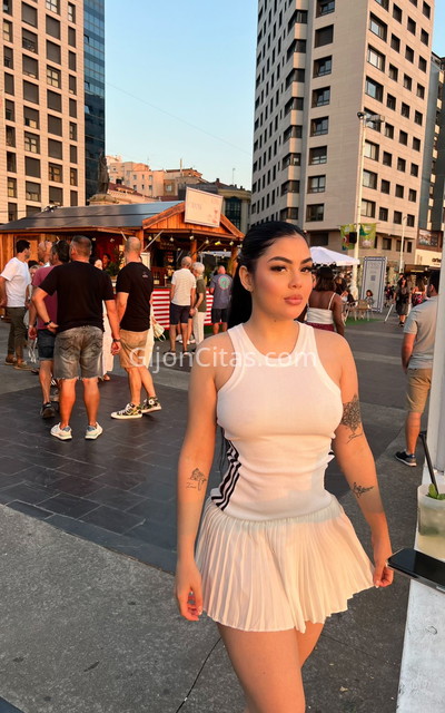 Encantadora jovencita fiestera y dulce. 637897914. Citas en GIJÓN, GIJÓN. www.gijoncitas.com.