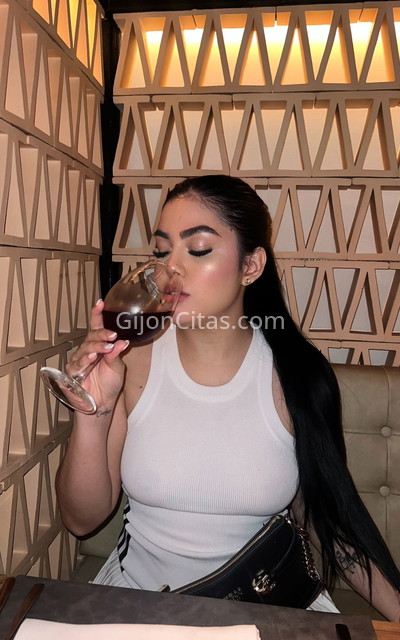 Encantadora jovencita fiestera y dulce. 637897914. Citas en GIJÓN, GIJÓN. www.gijoncitas.com.