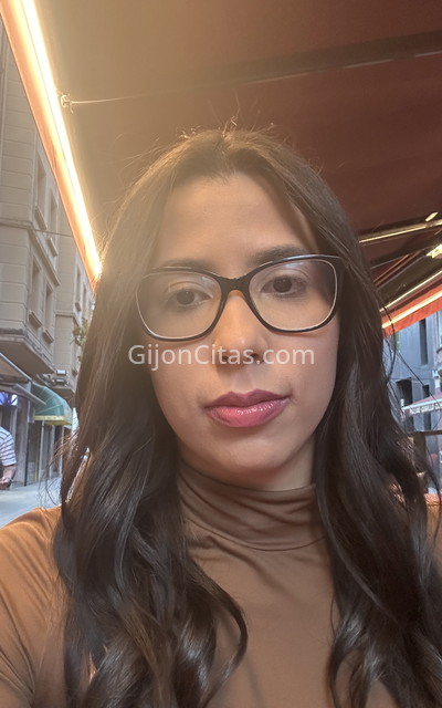 Rebeca, aventurera y curiosa. 612418586. Citas en GIJÓN, GIJÓN. www.gijoncitas.com.